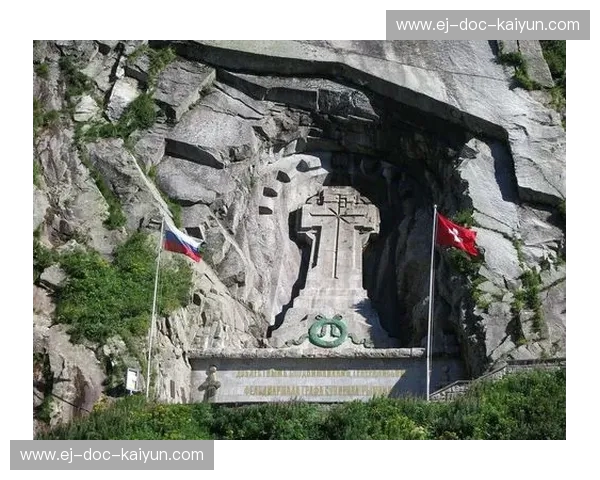 亚平宁的荣耀与阿尔卑斯山的回响：一场足球盛宴的文化碰撞